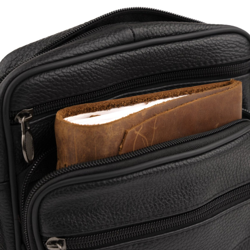 Сумка мужская на одно отделение зернистая Vintage Черная