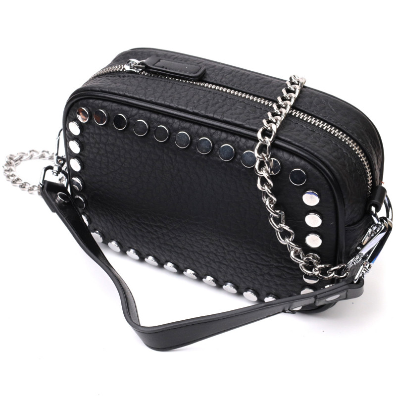 Стильная сумка декорированная металлическими кнопками из натуральной кожи Vintage Черная