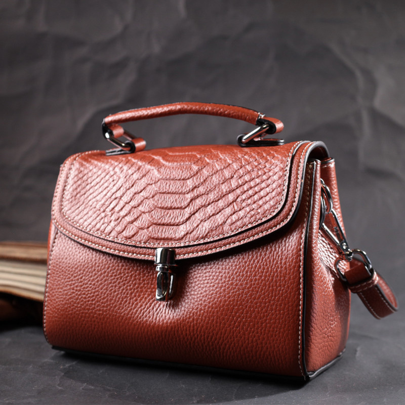 Сумка из натуральной кожи с интересной защелкой Vintage Коричневая