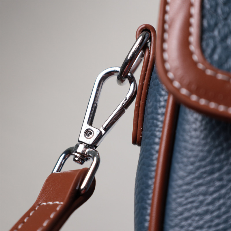 Сумка женская с фактурным клапаном из натуральной кожи Vintage Синяя