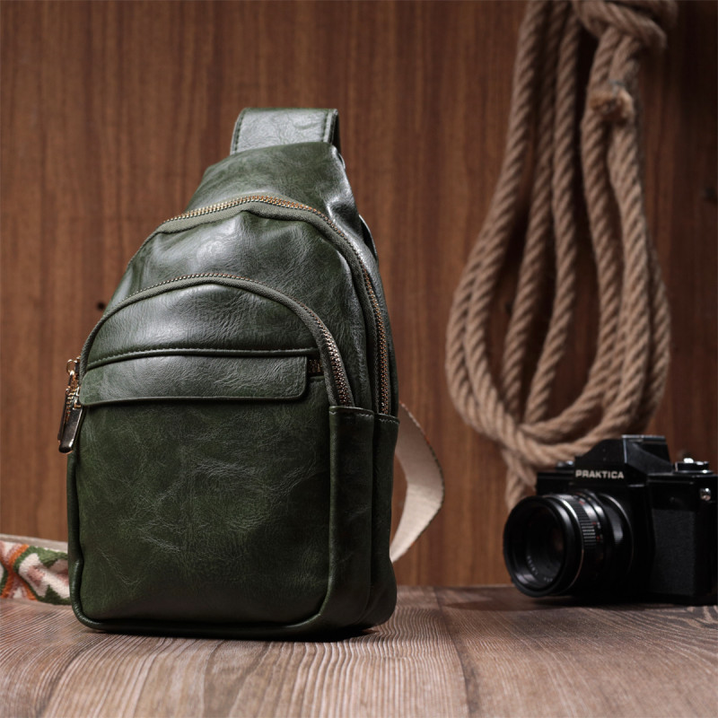 Сумка компактного размера с одной лямкой через плечо из гладкой экокожи Vintage Зеленый