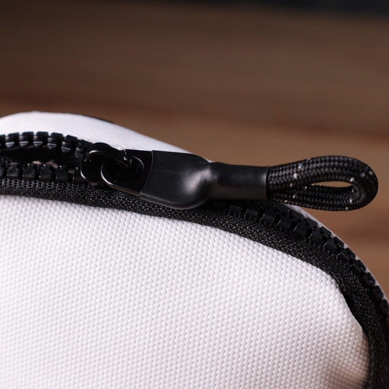 Стильна слінг сумка для подорожей із якісного текстилю Vintage Білий