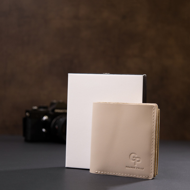 Оригінальне жіноче портмоне з монетницею GRANDE PELLE Бежевий