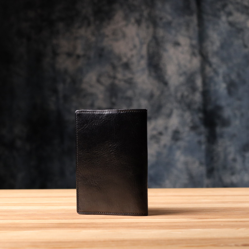 Красива обкладинка на паспорт із глянсової натуральної шкіри Tony Perotti _ ( nero) Чорний