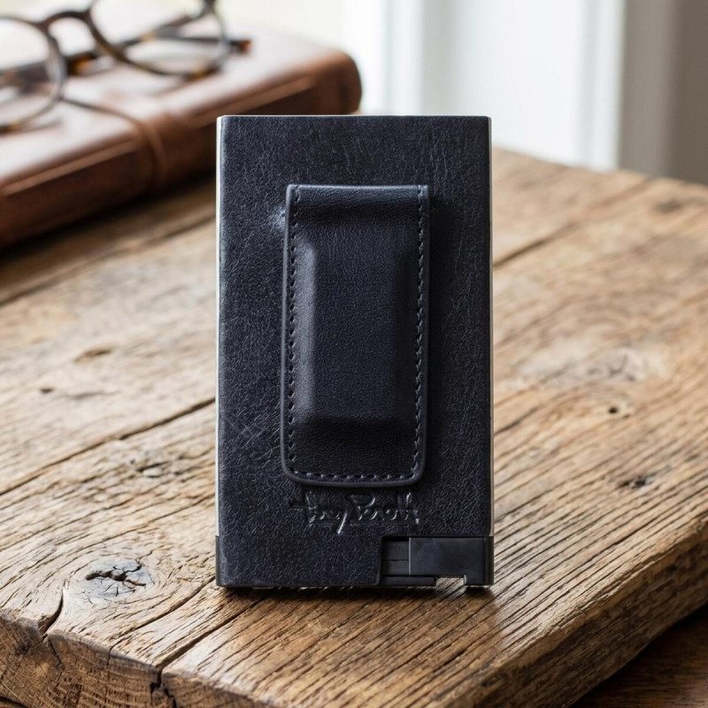 Кредитниця Tony Perotti Nevada nero () Чорна