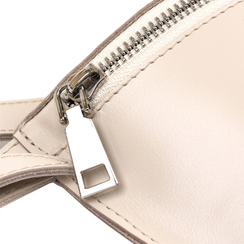 Стильная женская бананка из натуральной кожи Shvigel Бежевый