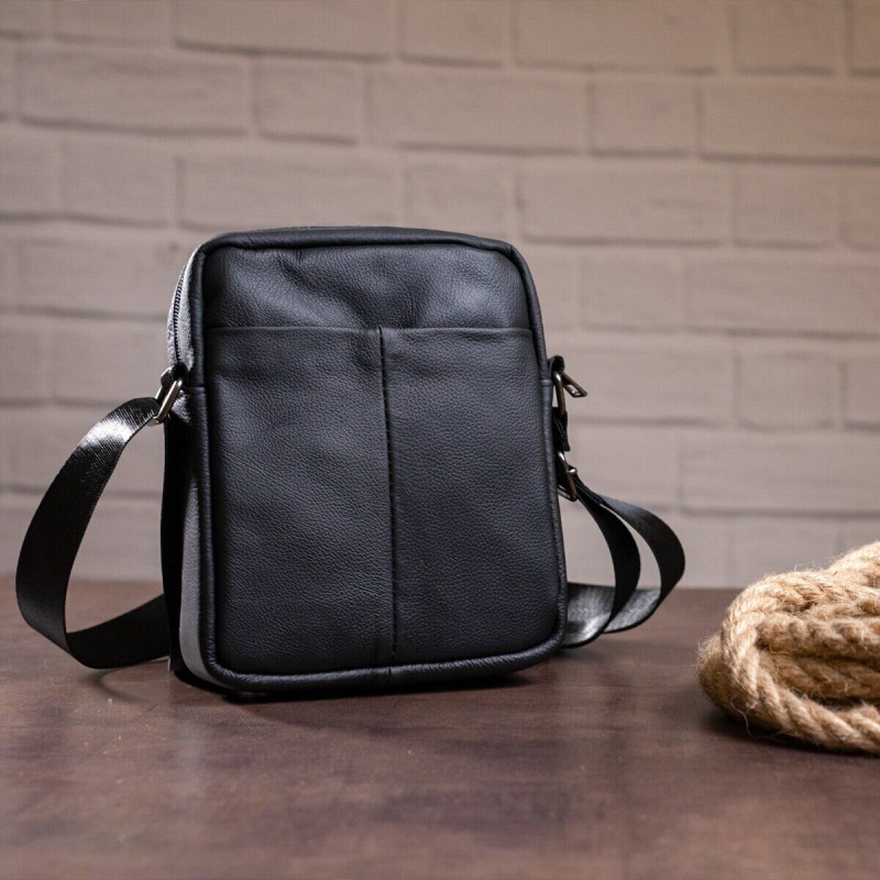 Сумка вертикальна шкіряна Vintage Чорна