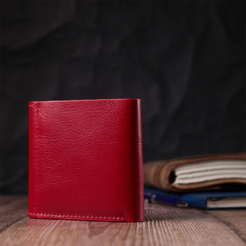 Яскравий жіночий гаманець із глянсової натуральної шкіри GRANDE PELLE Червоний