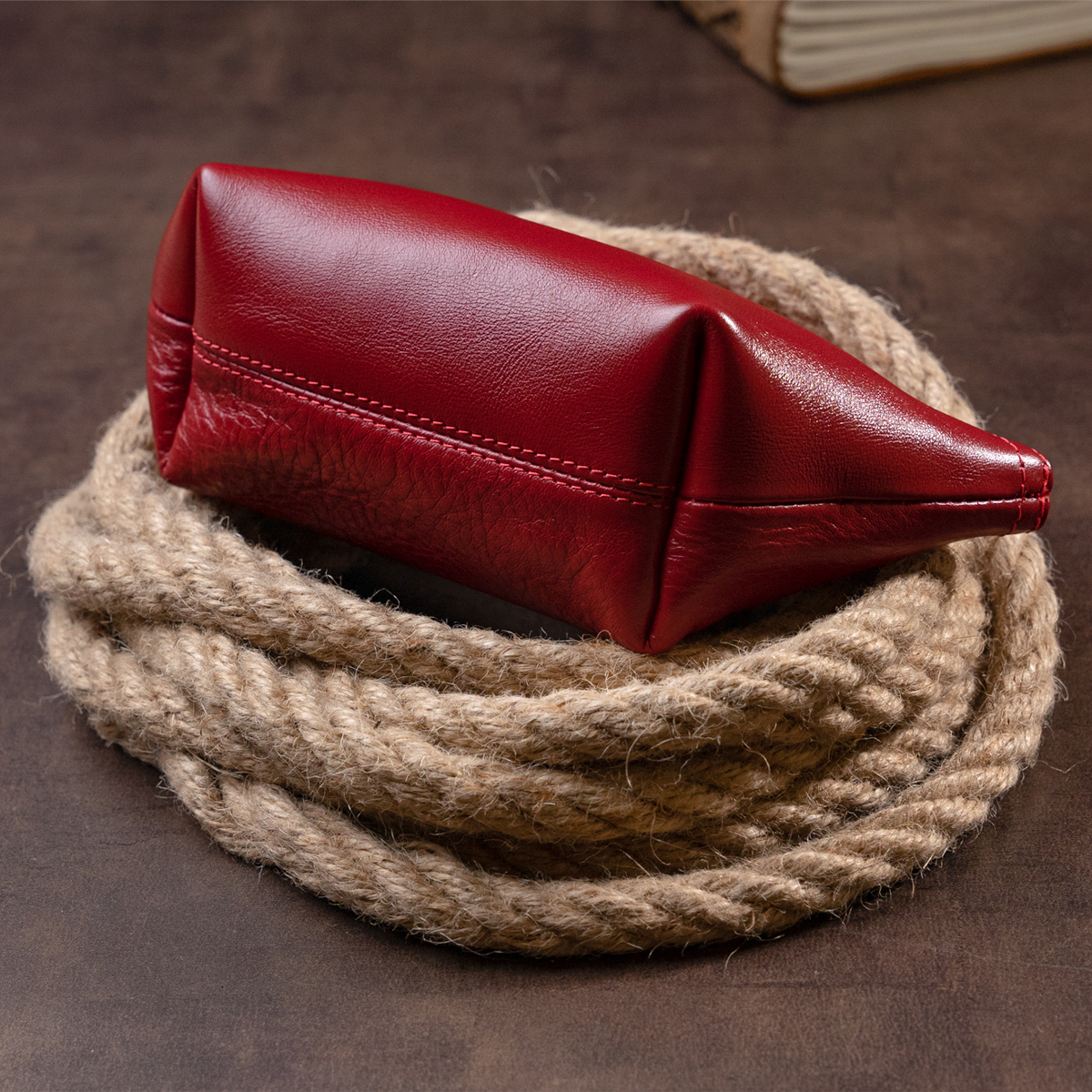 Жіноча косметичка зі шкіри Amelin GRANDE PELLE Червона