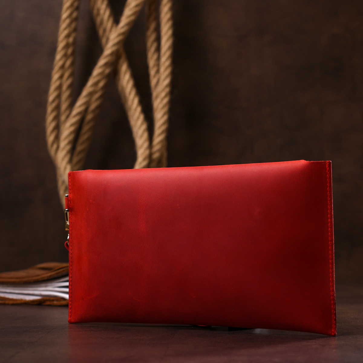 Жіноча вінтажна шкіряна тревел-косметичка Shvigel Червоний