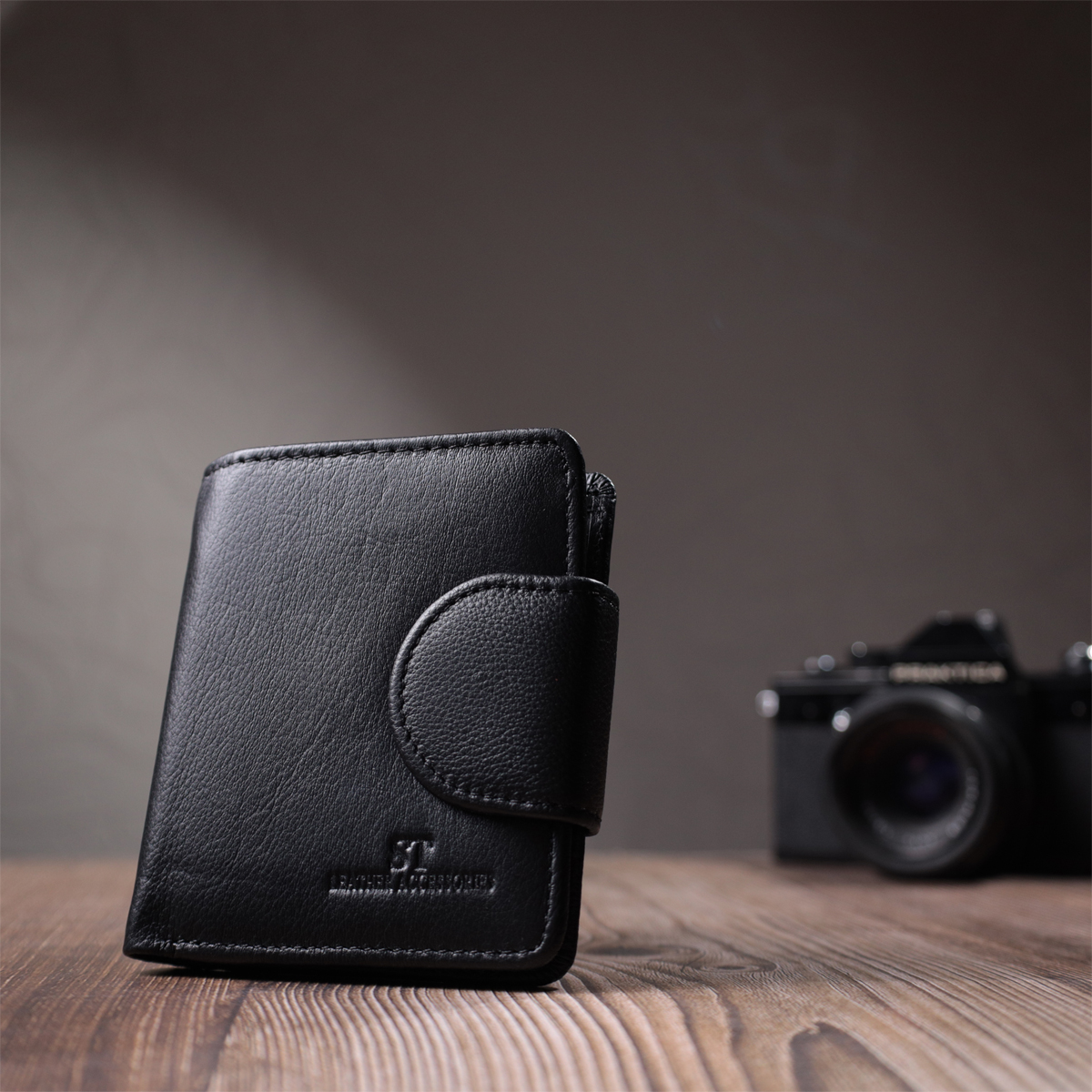 Вертикальный кошелек для женщин из натуральной кожи ST Leather Черный