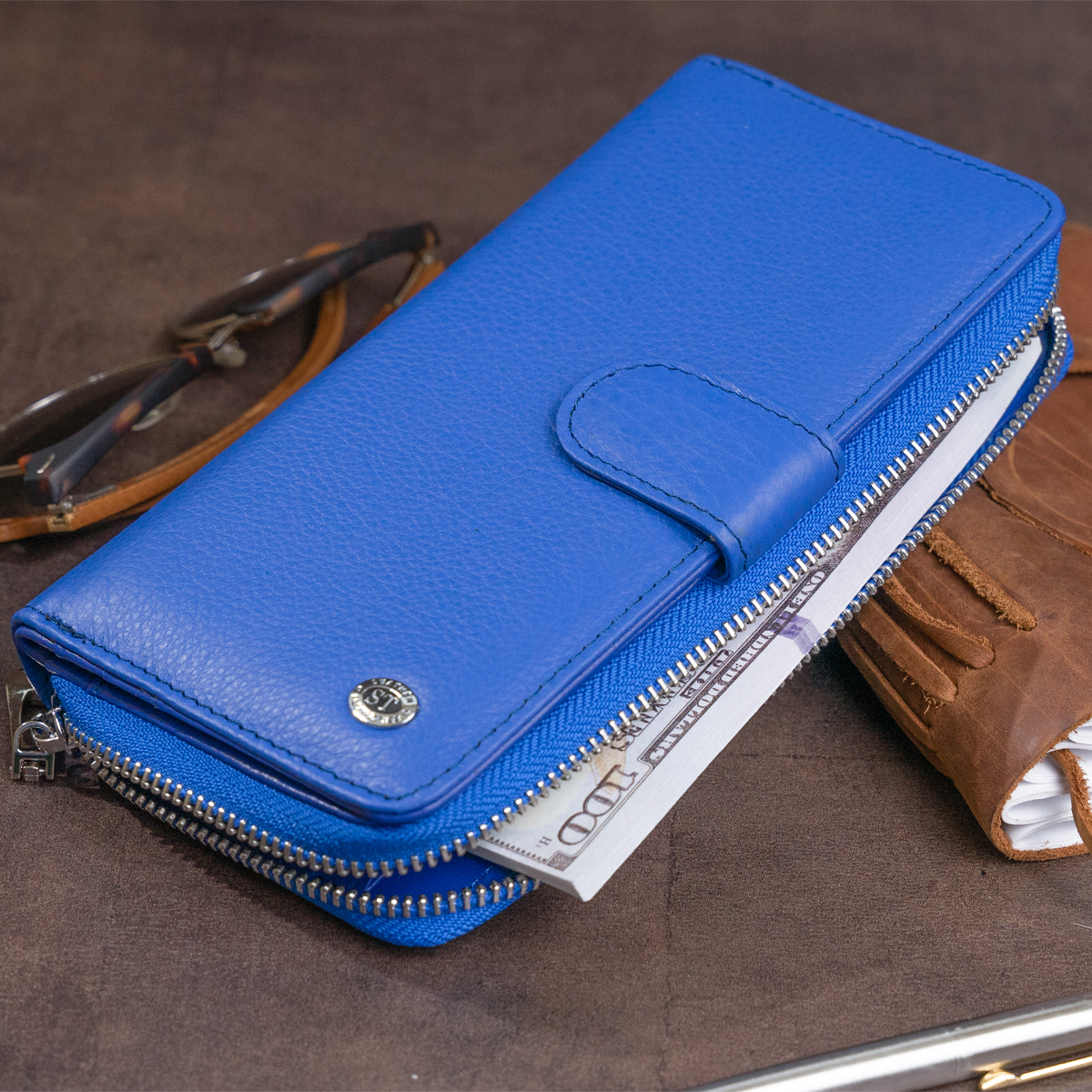 Вертикальний місткий гаманець зі шкіри унісекс ST Leather Синій