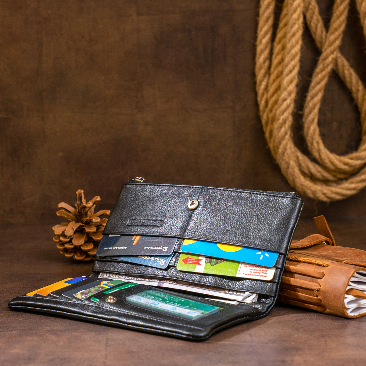 Вертикальный кошелек на кнопке женский ST Leather Черный