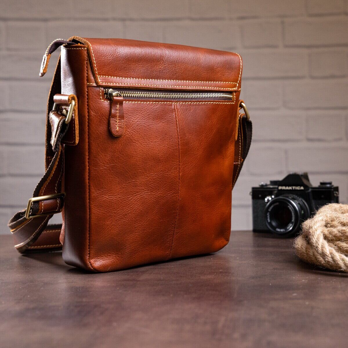 Сумка чоловіча вертикальна шкіряна Vintage Коричнева