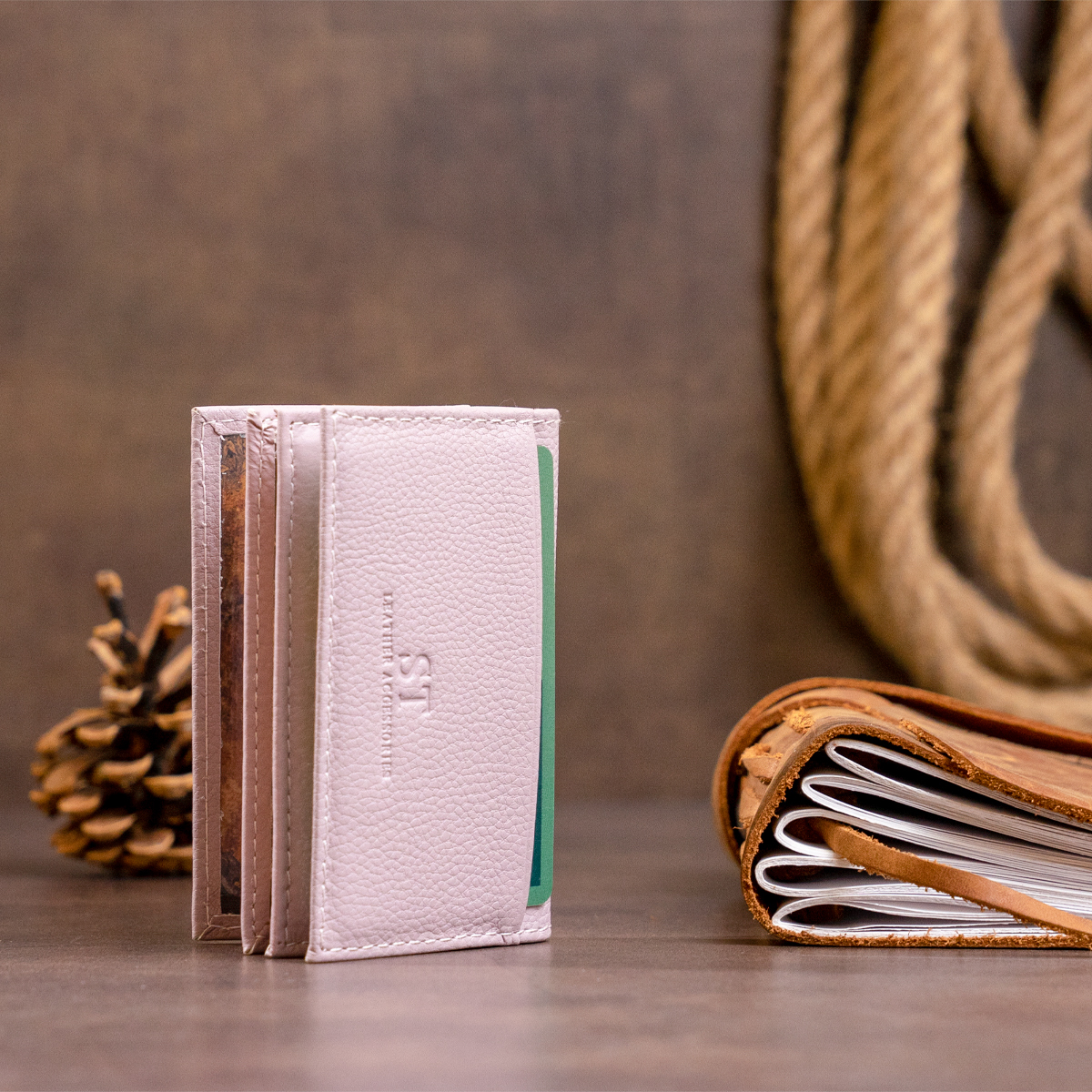 Візитниця-книжка ST Leather Лілова
