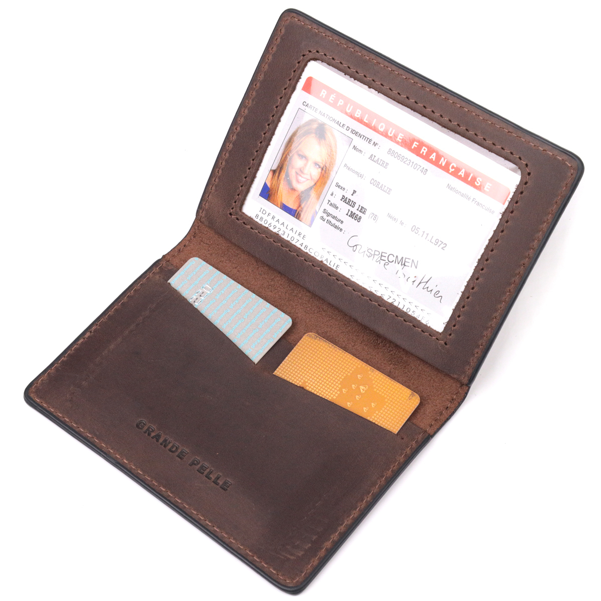 Надійна обкладинка з вінтажної шкіри на військовий квиток Тризуб ЗСУ GRANDE PELLE Коричнева