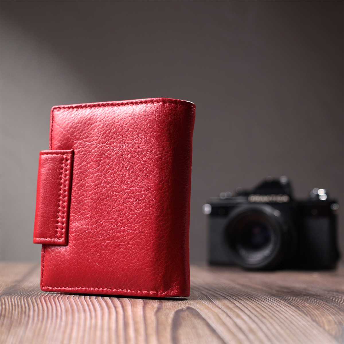 Жіночий гаманець вертикального формату із натуральної шкіри ST Leather Червоний