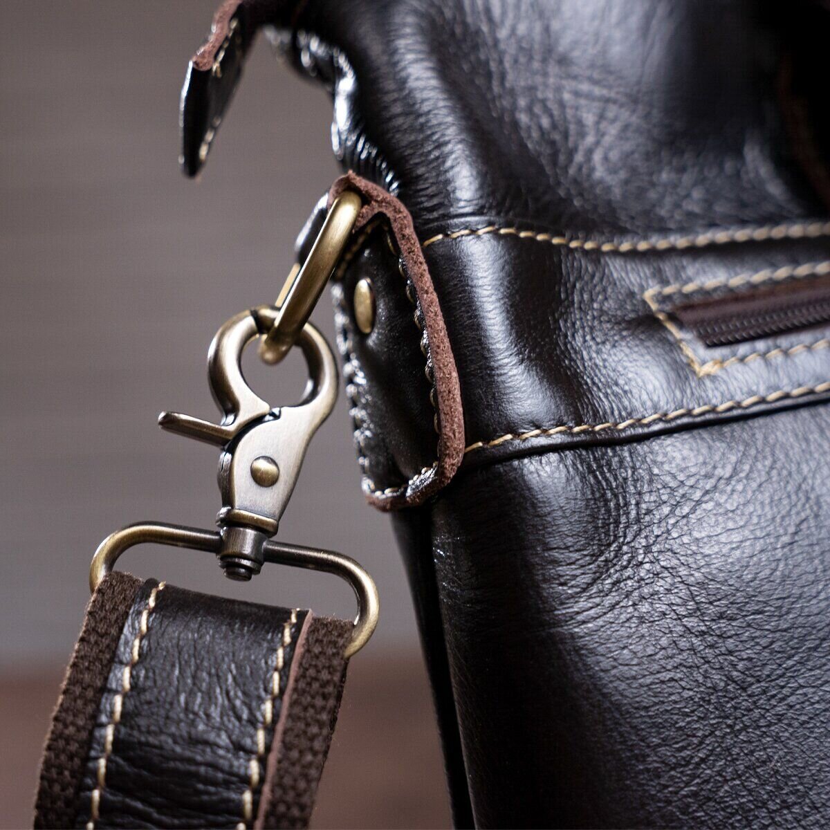 Сумка під ноутбук з гладкої шкіри Vintage Коричнева