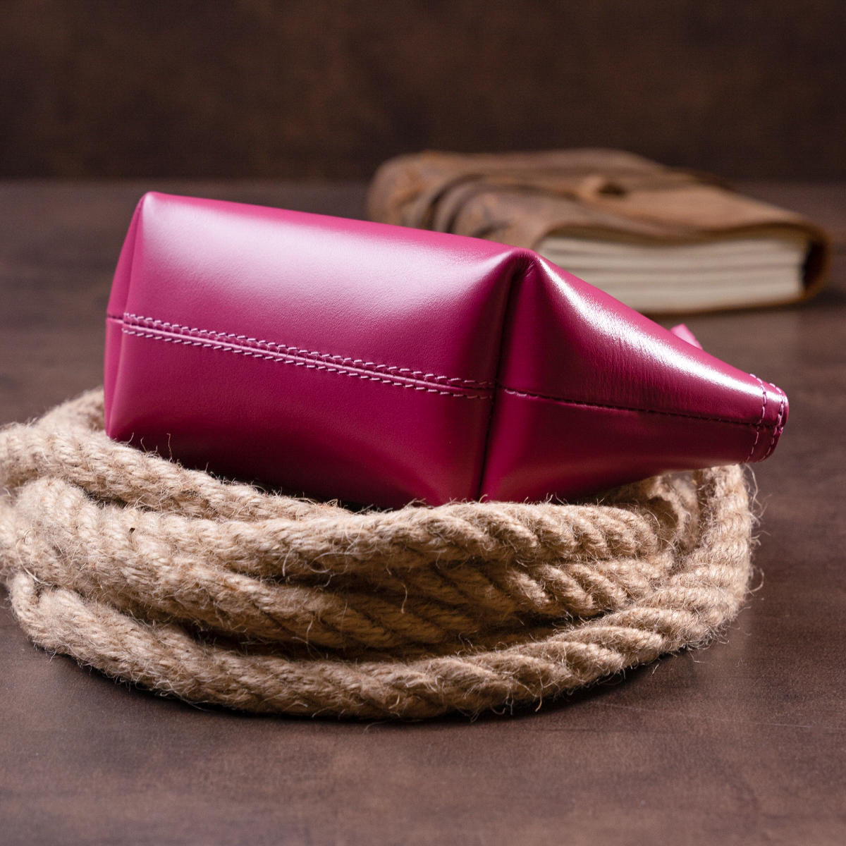 Жіноча косметичка зі шкіри Amelin GRANDE PELLE Фуксія