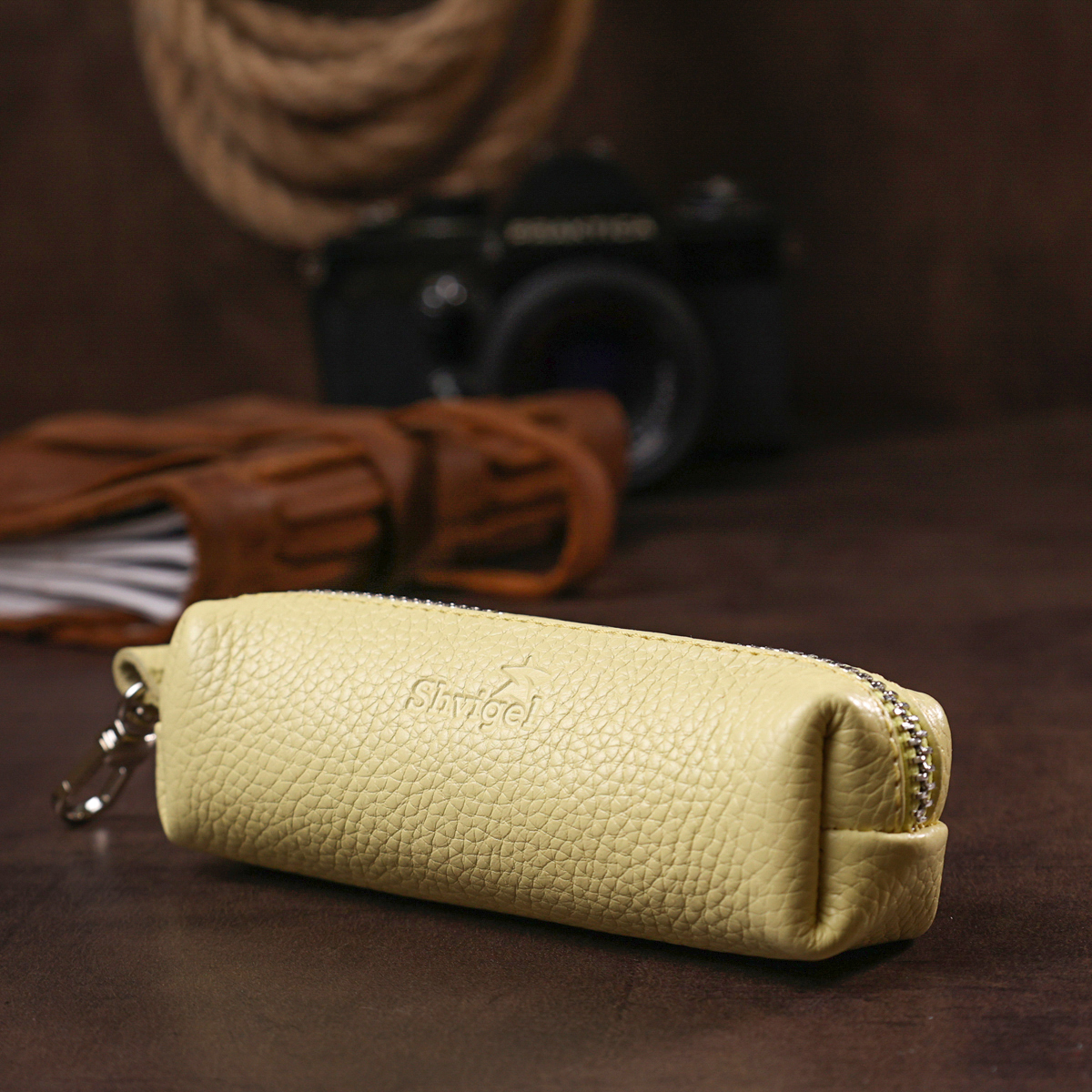 Відмінна жіноча ключниця Shvigel Жовтий