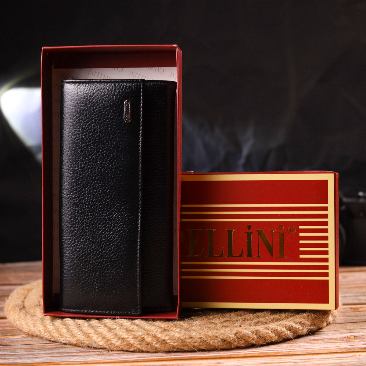 Жіночий місткий гаманець з натуральної зернистої шкіри CANPELLINI Чорний