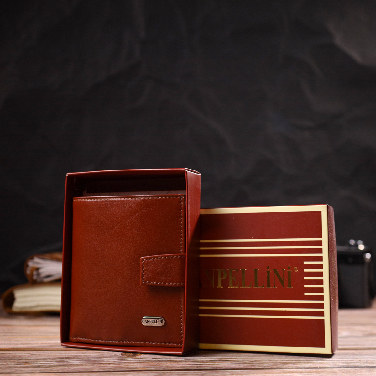 Відмінний чоловічий гаманець з натуральної гладкої шкіри CANPELLINI Коричневий