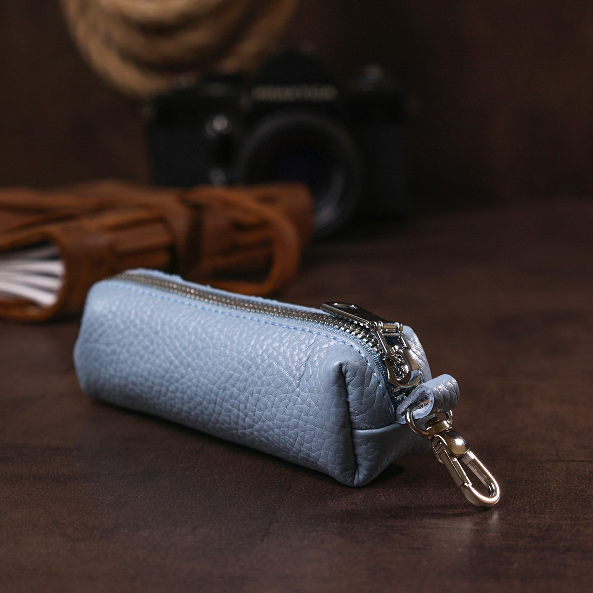 Добротная кожаная ключница Shvigel Голубой