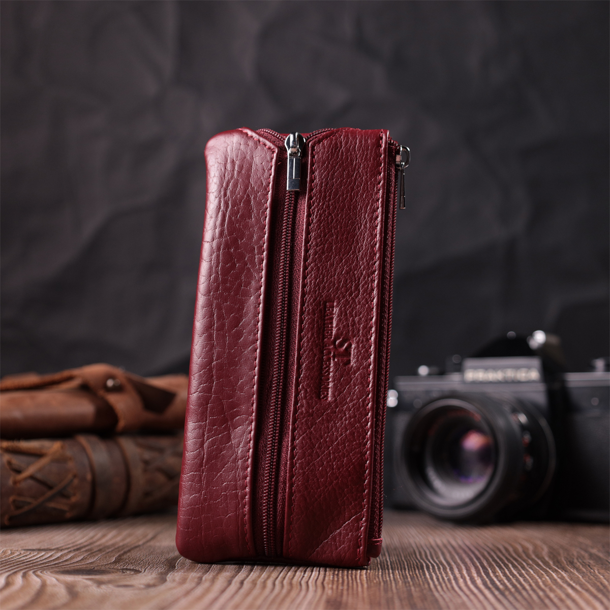 Шкіряна ключниця на блискавці ST Leather Бордовий