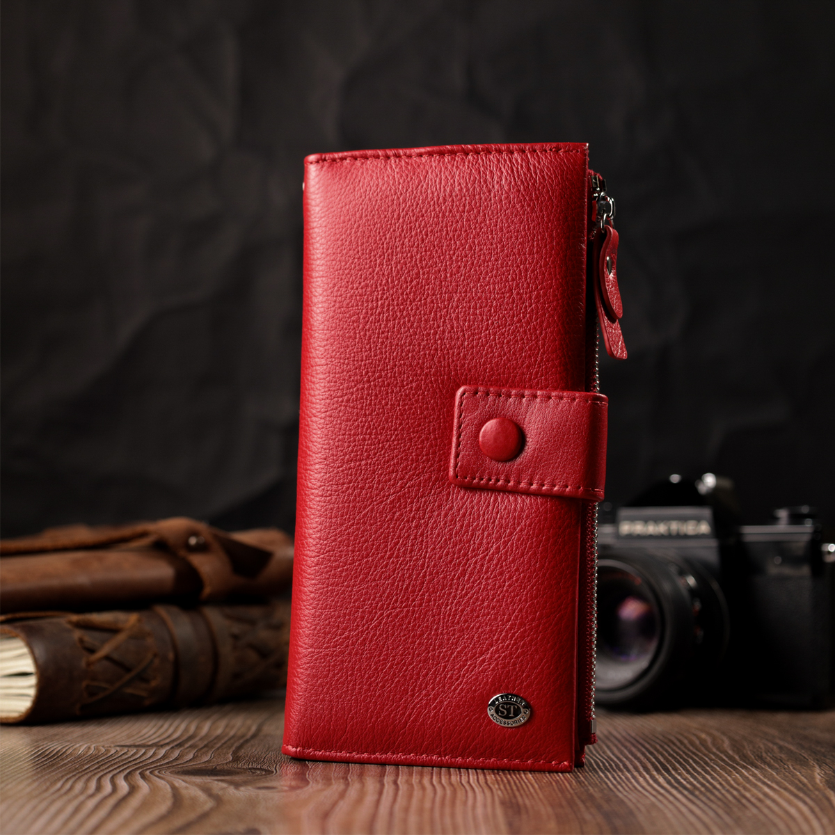 Жіночий вертикальний гаманець з натуральної шкіри ST Leather Червоний
