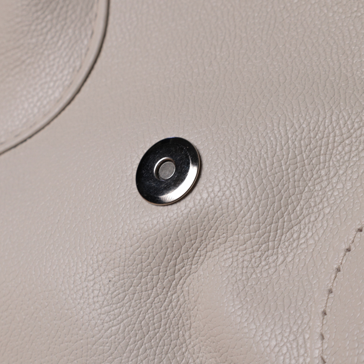 Ділова жіноча сумка з двома ручками з натуральної шкіри Shvigel Бежева