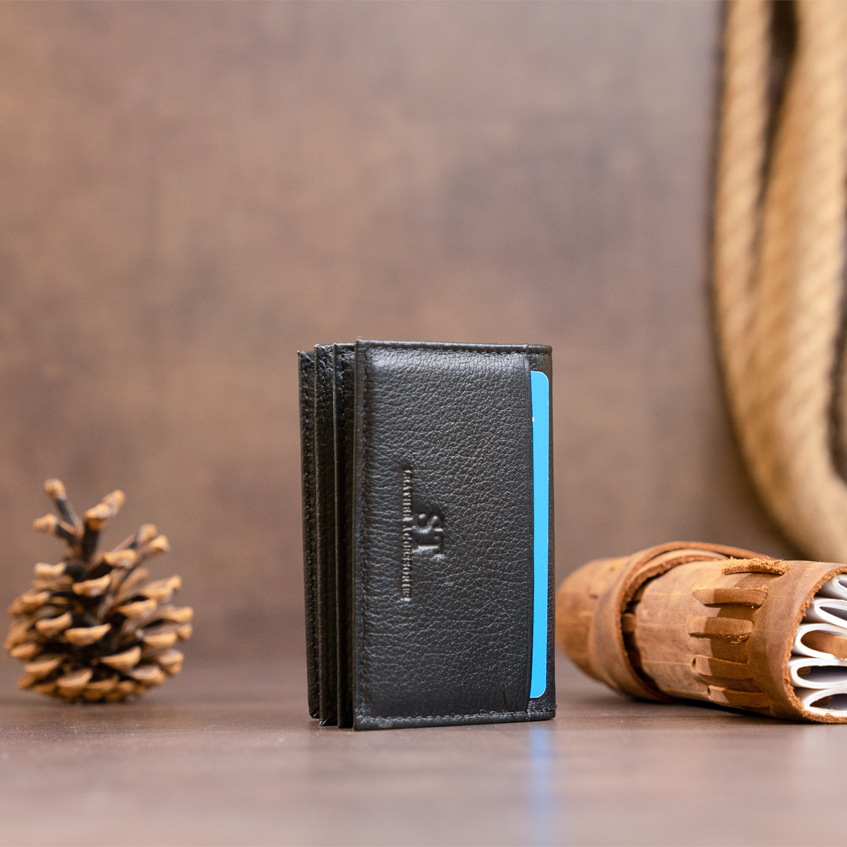 Візитниця-книжка ST Leather Чорна
