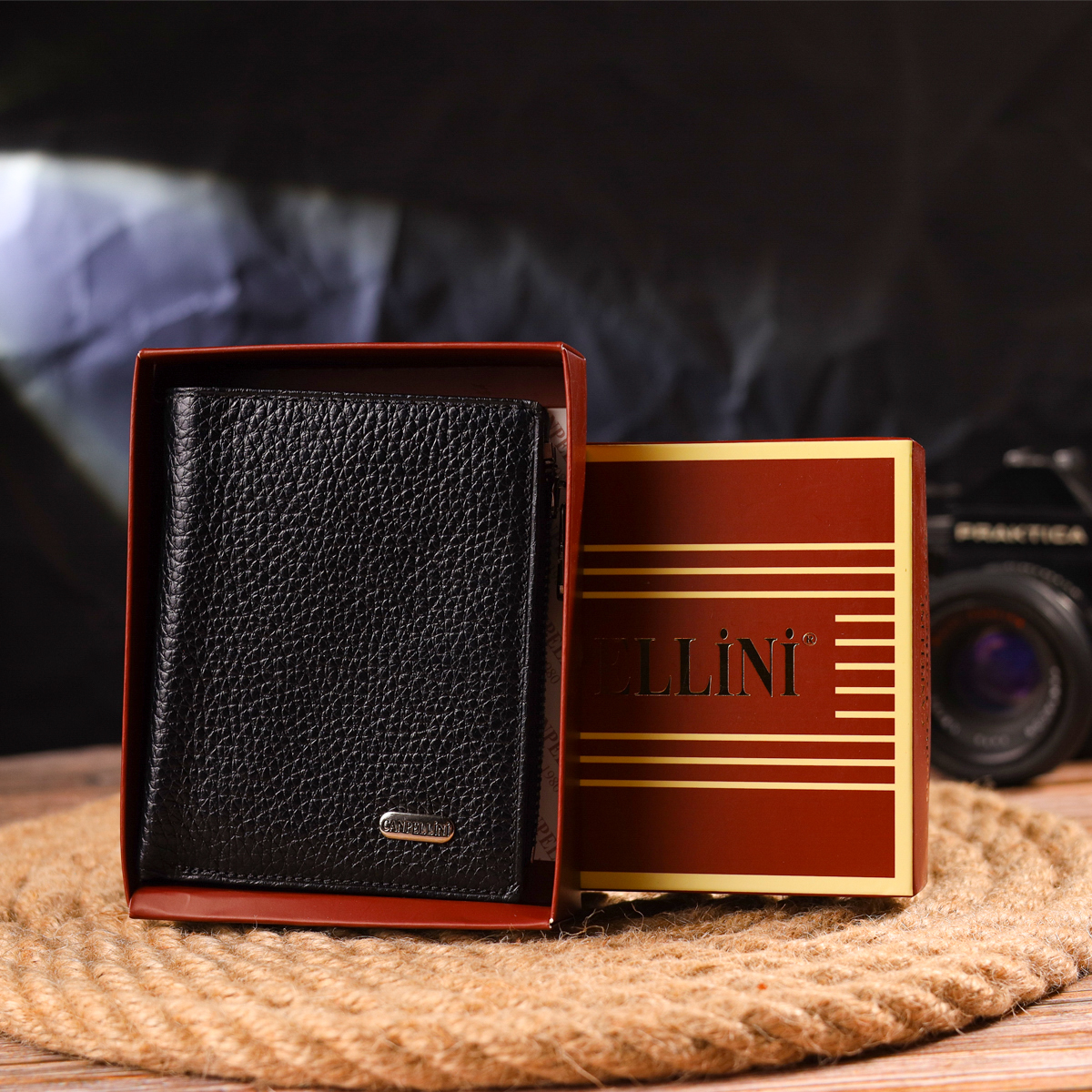 Невеликий вертикальний гаманець з натуральної шкіри CANPELLINI Чорний