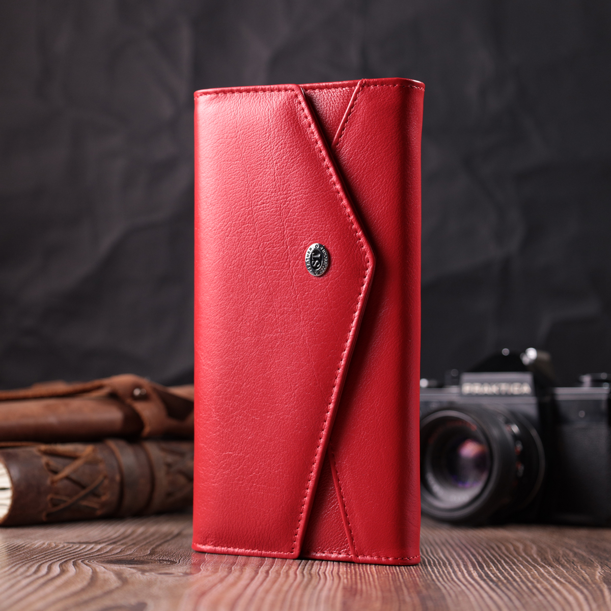 Жіночий гаманець з геометричним клапаном з натуральної шкіри ST Leather Червоний