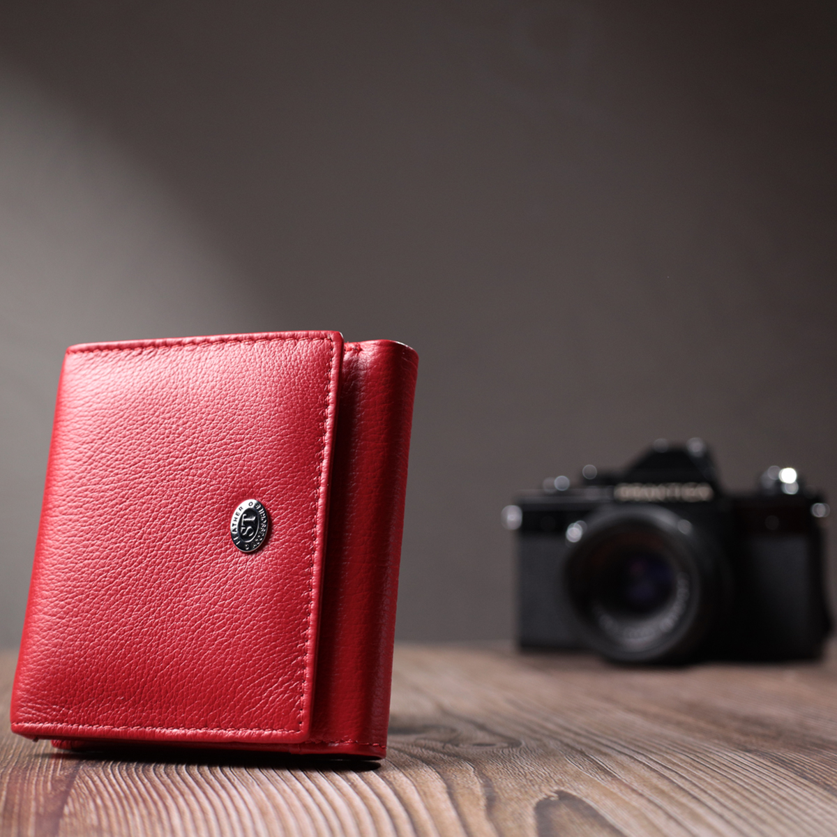 Зручний гаманець для жінок із натуральної шкіри ST Leather Червоний