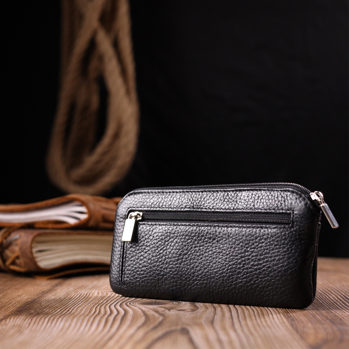 Містка ключниця з натуральної шкіри KARYA Чорний