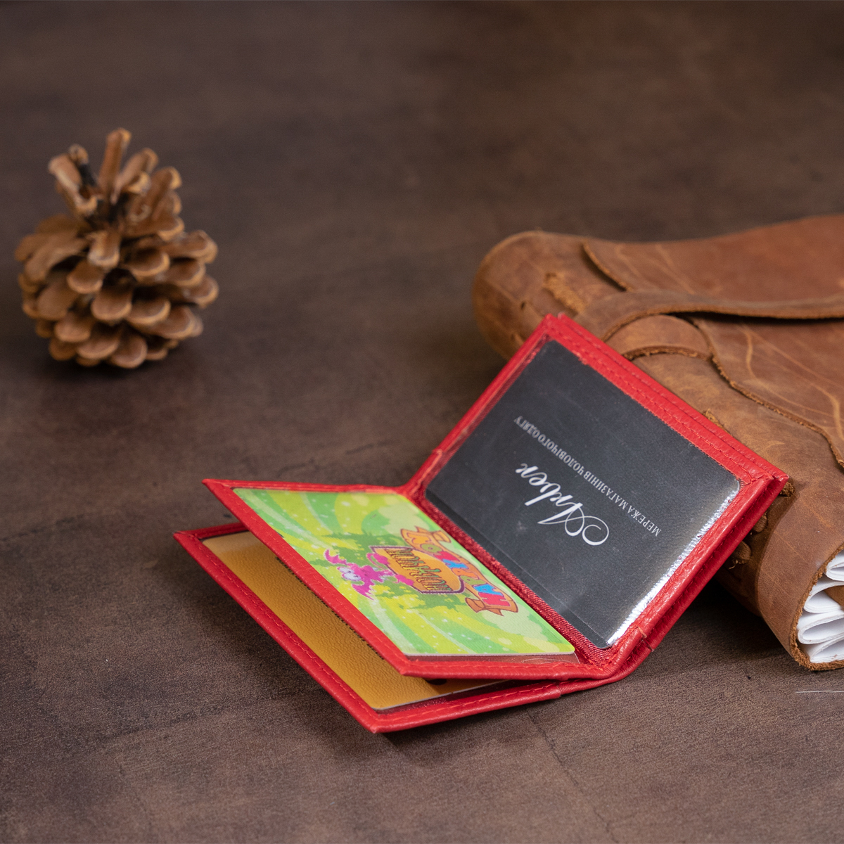 Візитниця-книжка ST Leather Червона