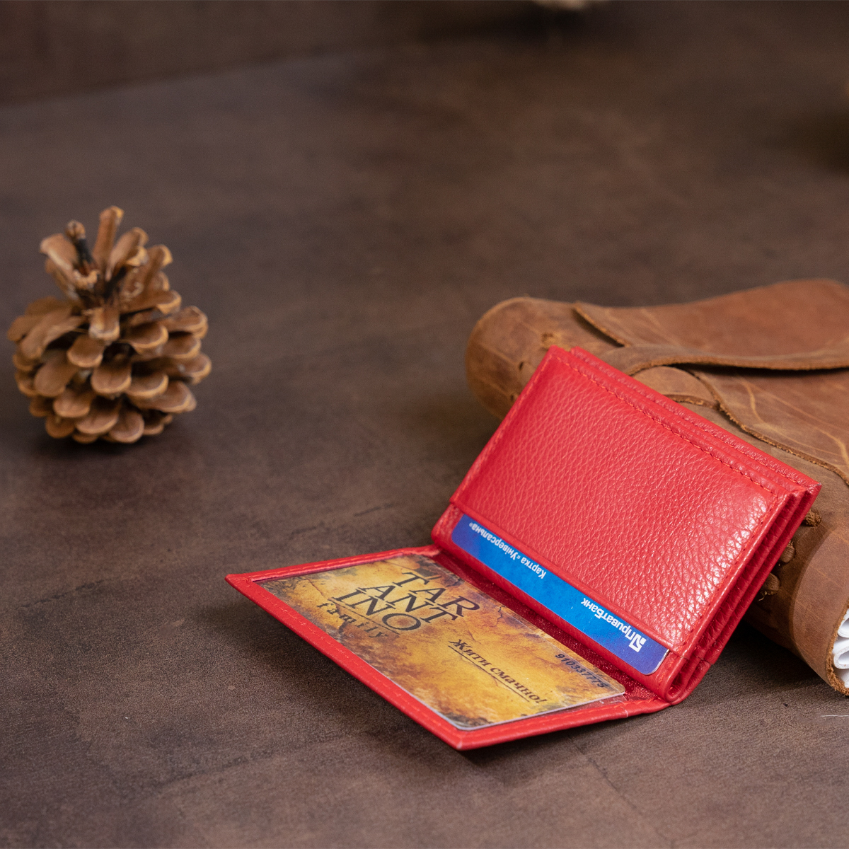 Візитниця-книжка ST Leather Червона