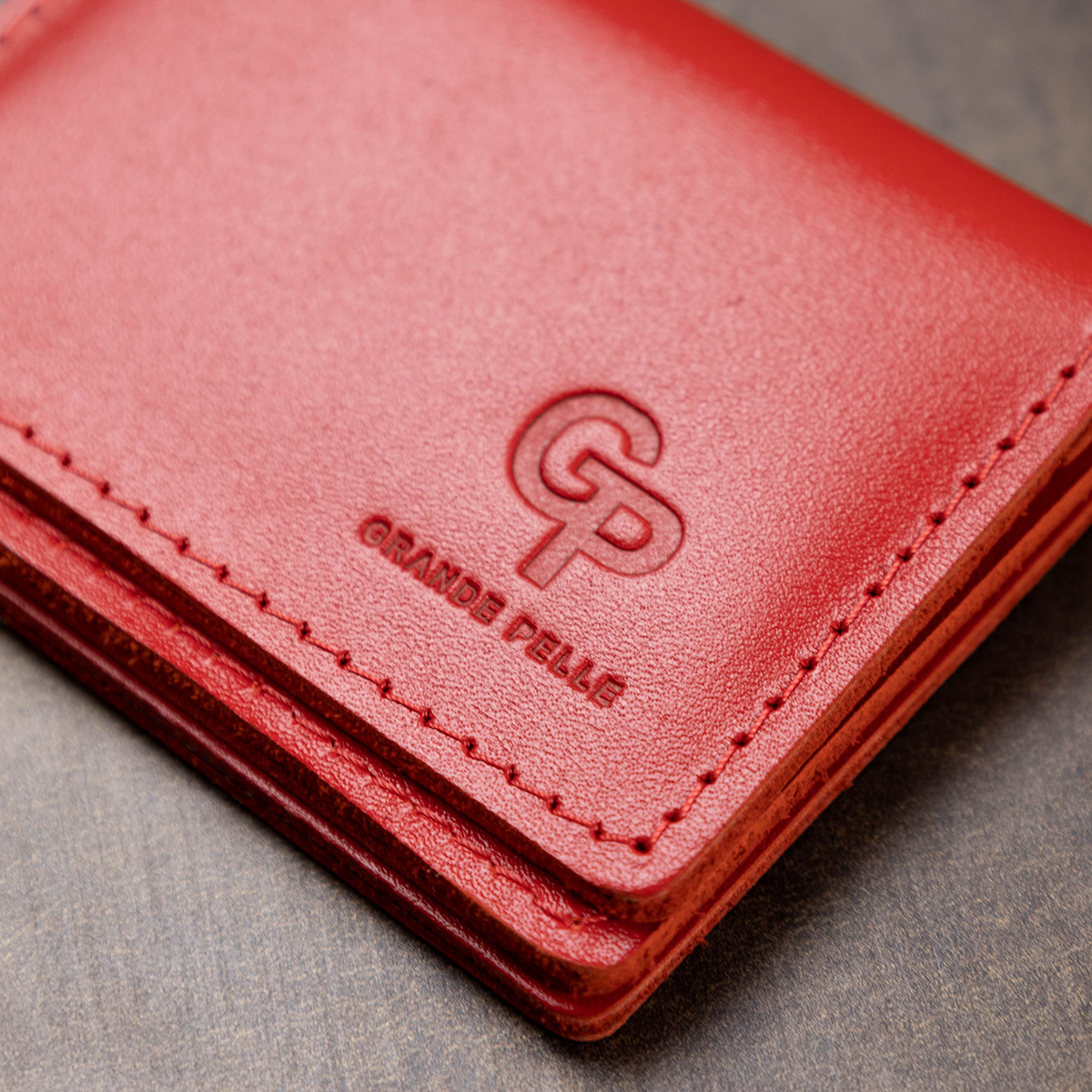 Шкіряна жіноча обкладинка для автодокументів GRANDE PELLE Червоний