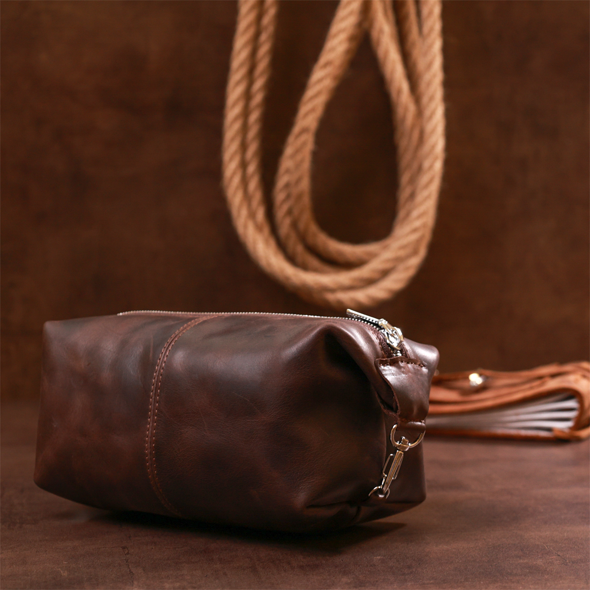 Шкіряна вінтажна косметичка Shvigel Коричневий