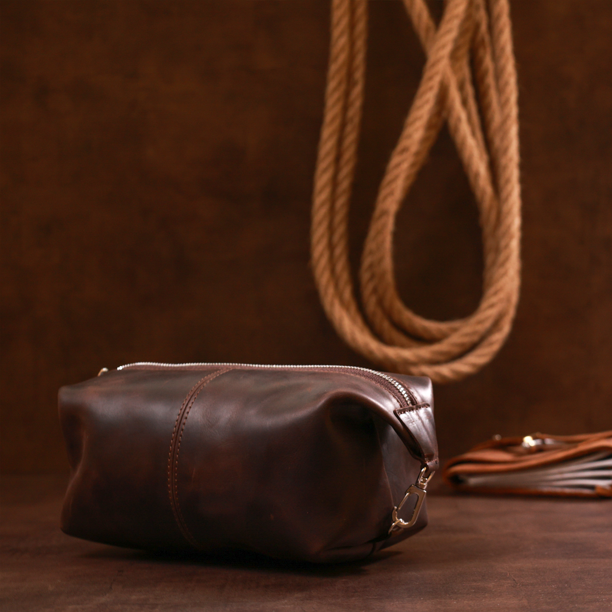 Шкіряна вінтажна косметичка Shvigel Коричневий