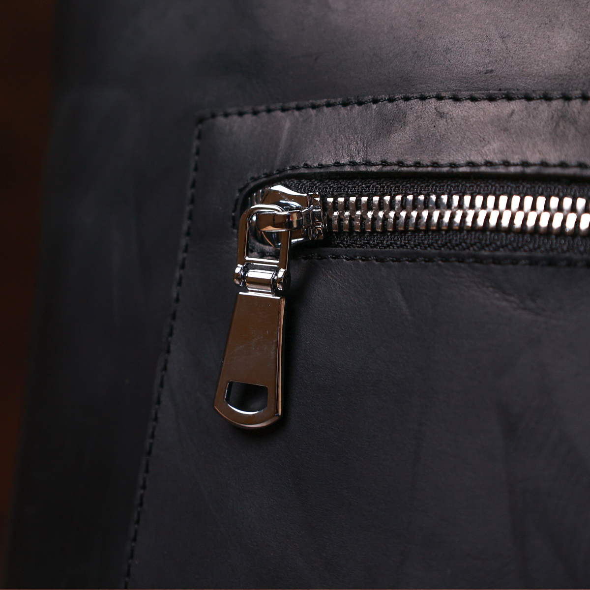 Винтажная кожаная женская сумка Shvigel Черный