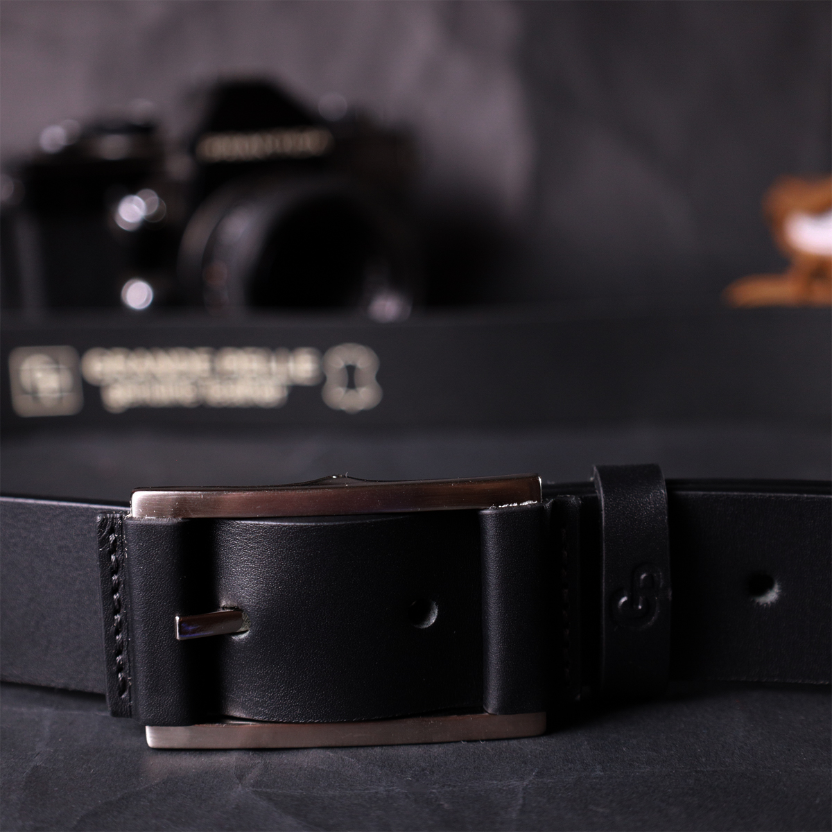 Брючний шкіряний ремінь для чоловіків з квадратною пряжкою GRANDE PELLE Чорний