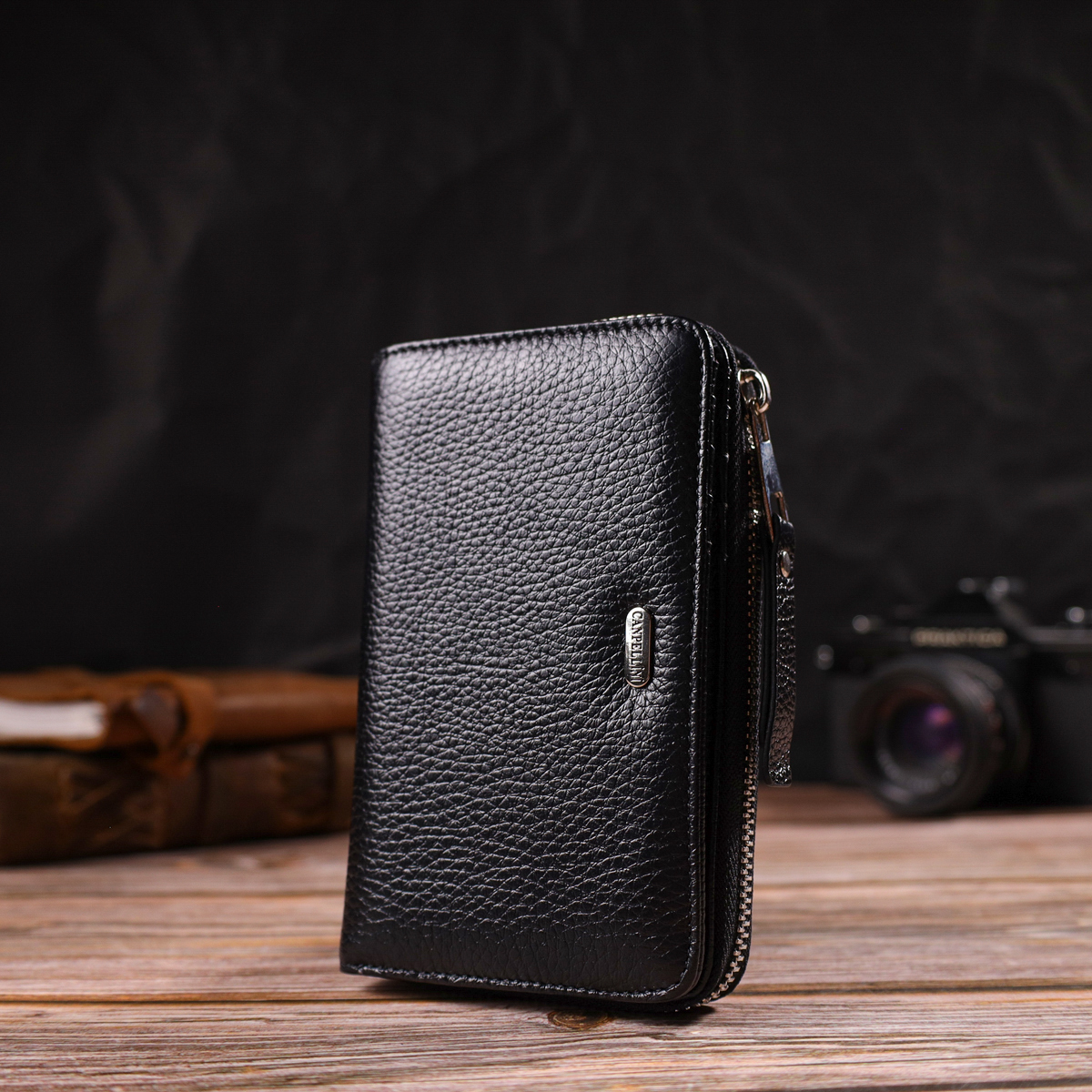 Класичне жіноче портмоне середнього розміру з натуральної шкіри CANPELLINI Чорне