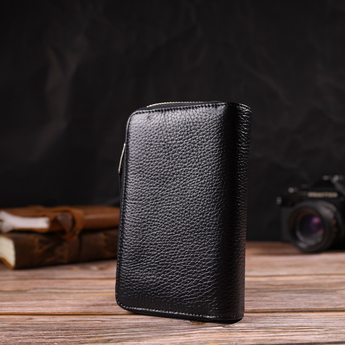 Класичне жіноче портмоне середнього розміру з натуральної шкіри CANPELLINI Чорне