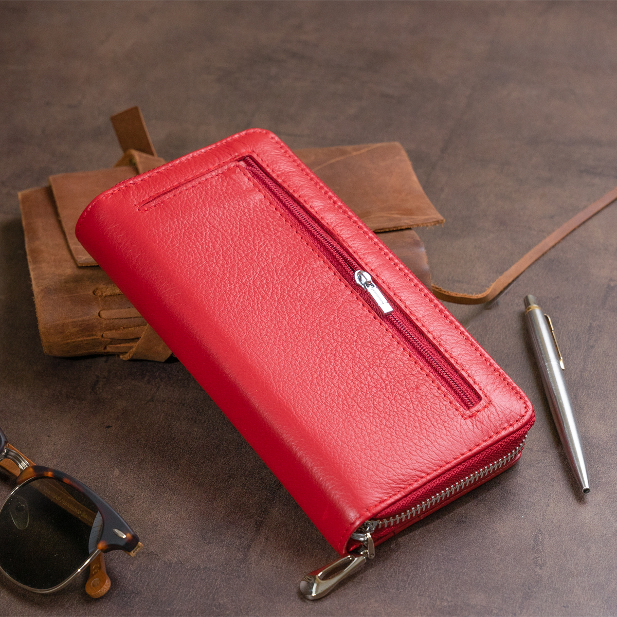 Жіночий шкіряний гаманець для карток та купюр ST Leather Червоний