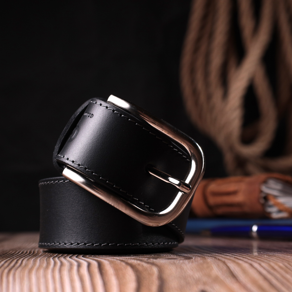 Чоловічий ремінь під джинси з класичною пряжкою з натуральної шкіри GRANDE PELLE Чорний