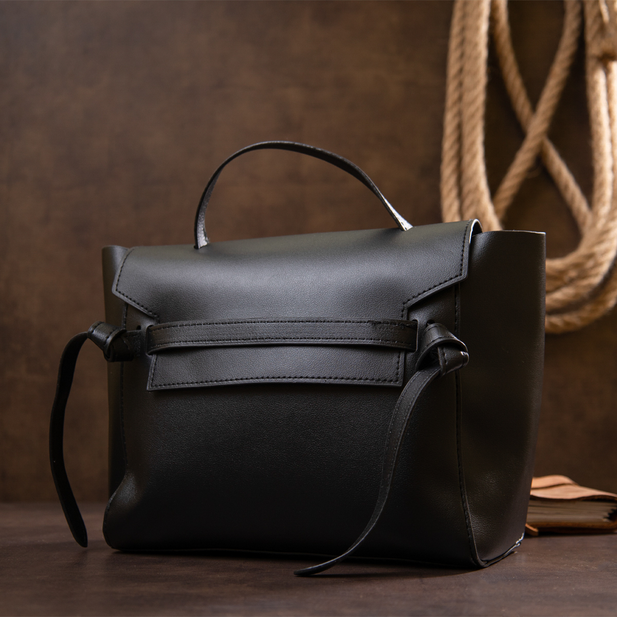 Сумка с клапаном из кожзаменителя Vintage sale_ Черная