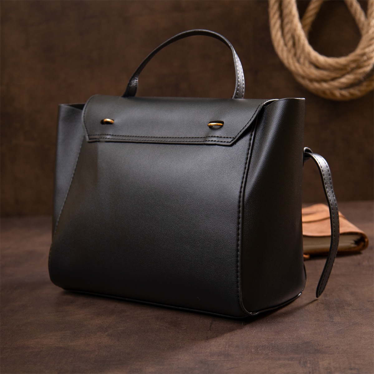 Сумка с клапаном из кожзаменителя Vintage sale_ Черная