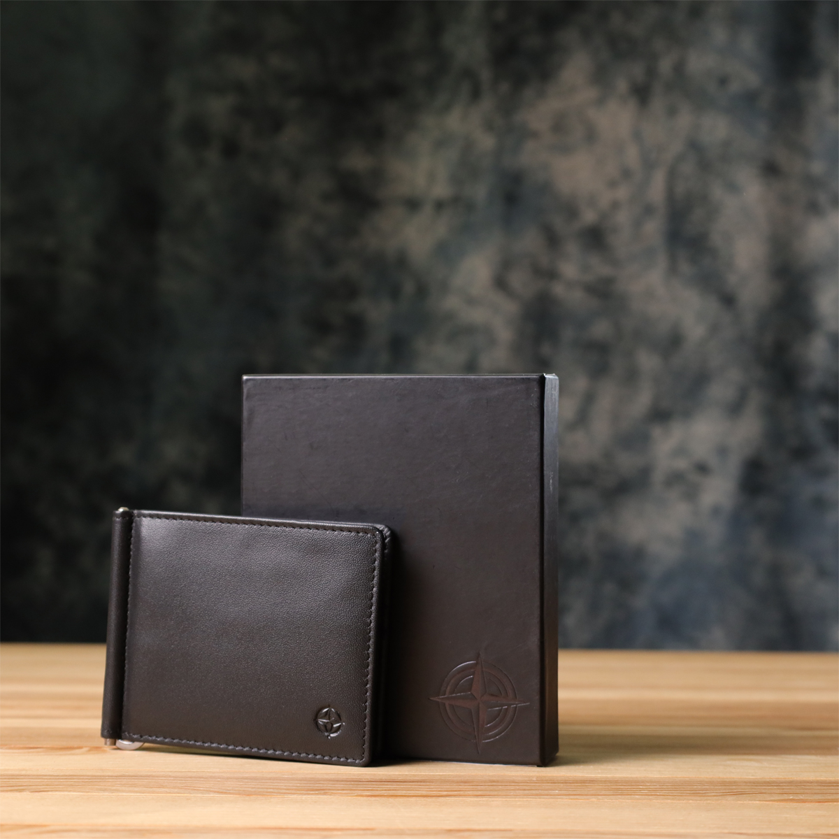 Затискач для грошей з м'якої натуральної шкіри Tony Perotti _ ( nero) Чорний